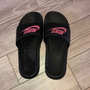 Nike slides